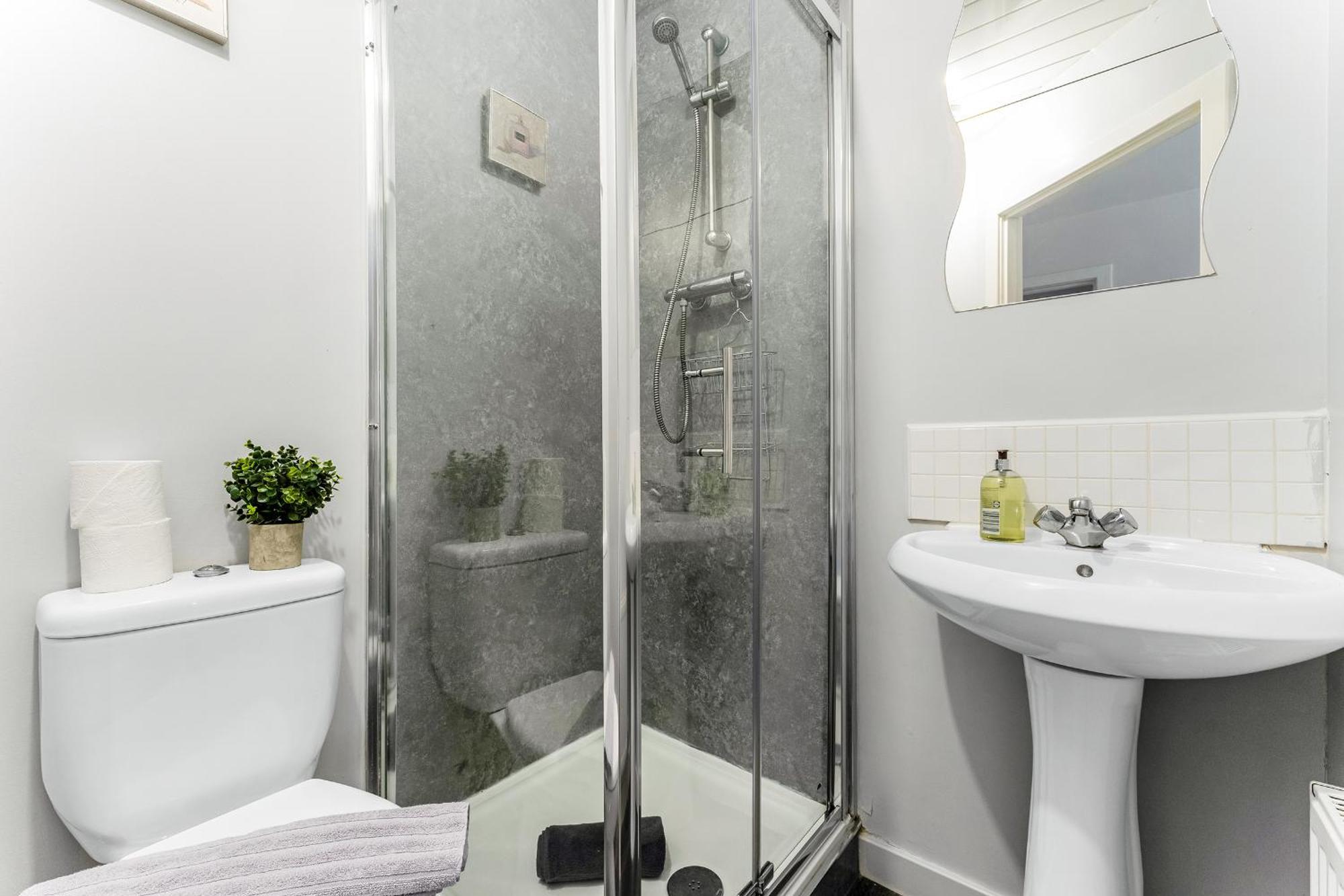 2Bed City Central East End Gem グラスゴー エクステリア 写真